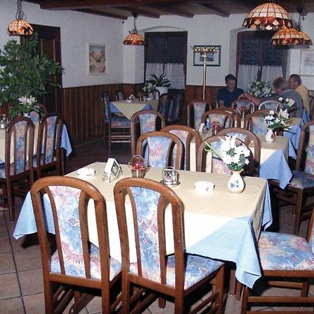 Hotel Drei Koenige Неккарбишофсхайм Экстерьер фото